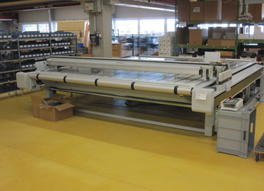 Plotter cutting machines 